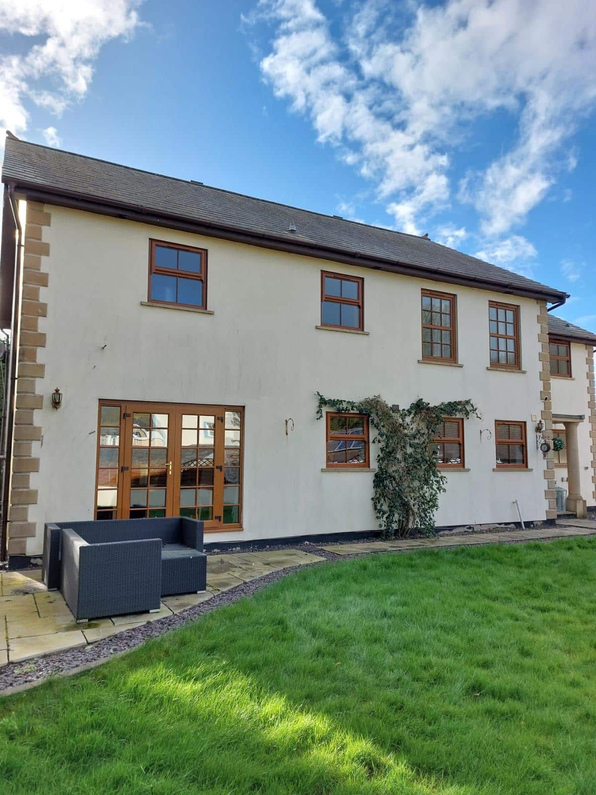 Vertical Sliding Windows - BWM Ltd